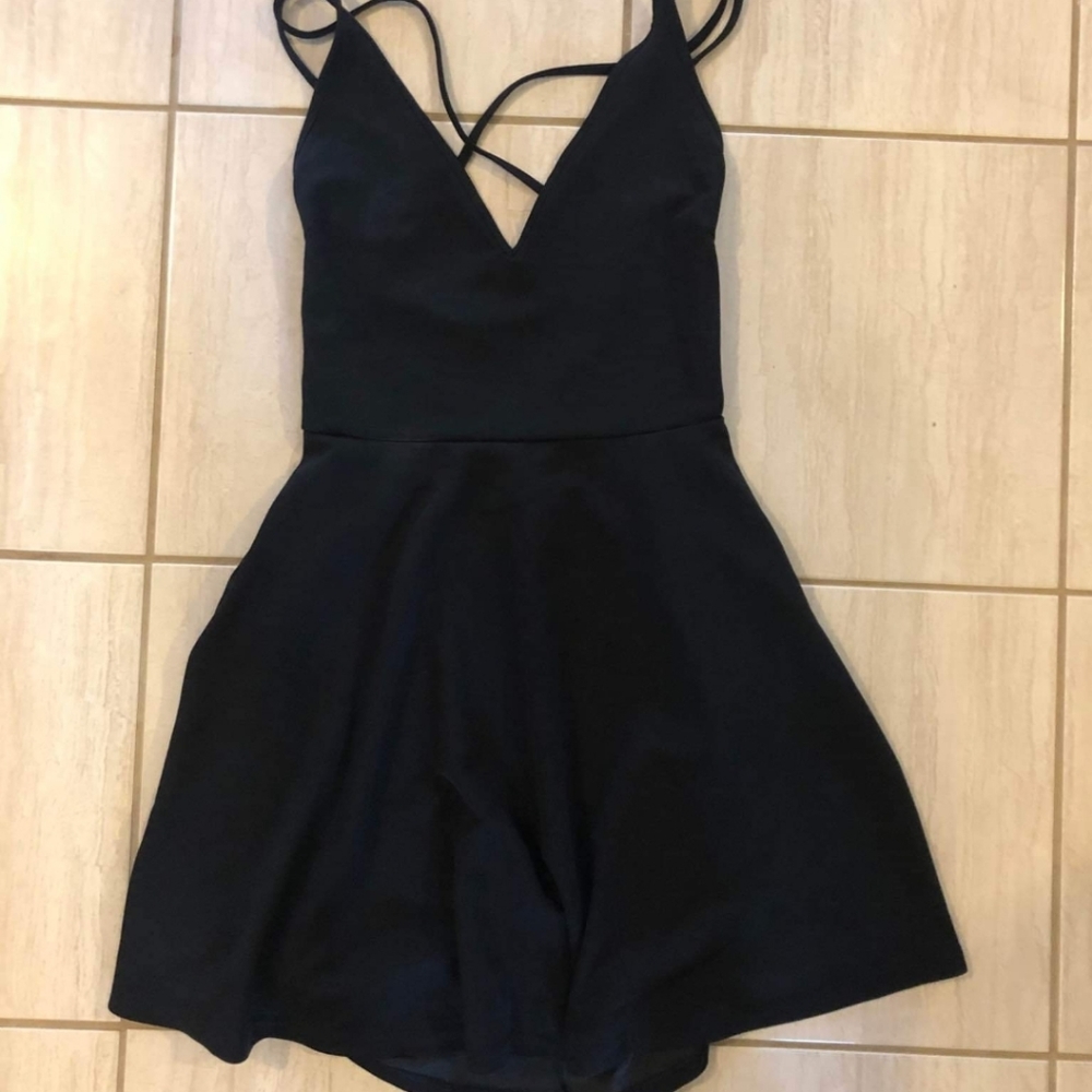 Open Back Dress - Picture 2 of 4